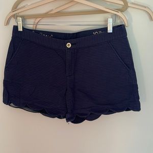Lilly Pulitzer navy scalloped shorts